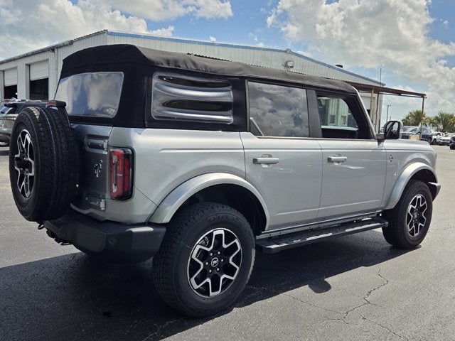 2021 Ford Bronco Base