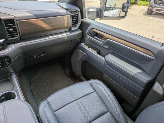 2025 Chevrolet Silverado 3500HD High Country