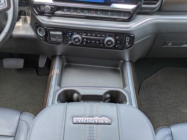 2025 Chevrolet Silverado 3500HD High Country
