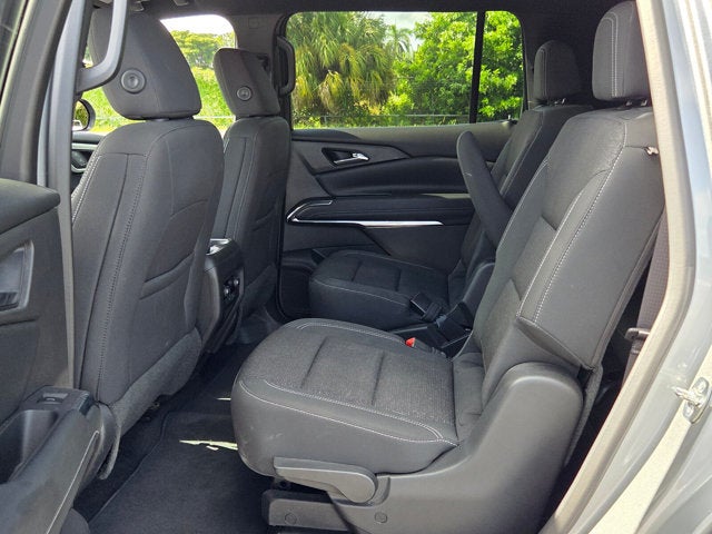 2025 Chevrolet Traverse FWD LT