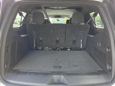2025 Chevrolet Suburban LS