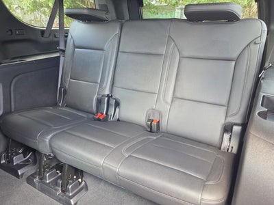 2025 Chevrolet Suburban LT