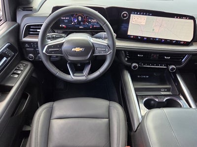 2025 Chevrolet Suburban LT