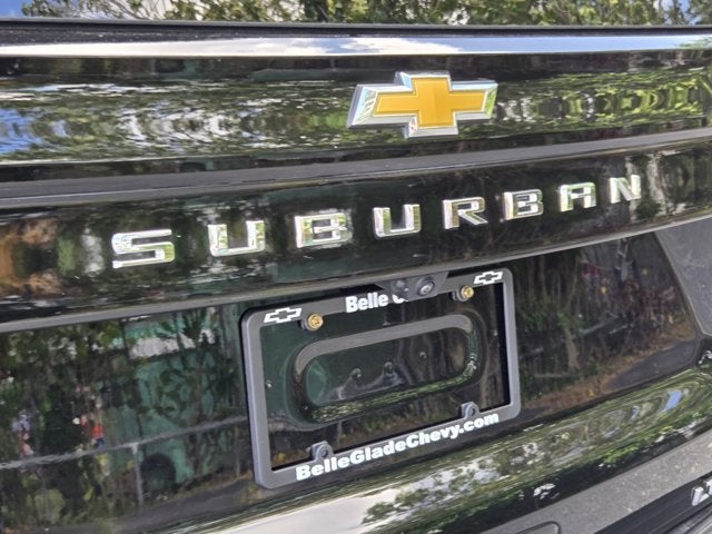2025 Chevrolet Suburban LT