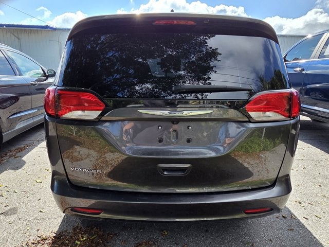 2020 Chrysler Voyager LX