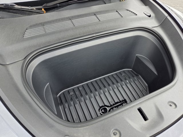 2024 Tesla Model Y Base