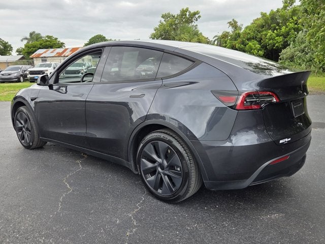 2024 Tesla Model Y Base