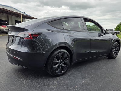 2024 Tesla Model Y Base