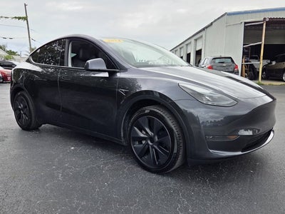 2024 Tesla Model Y Base