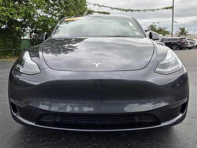 2024 Tesla Model Y Base