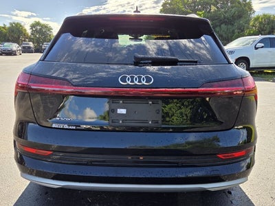 2019 Audi e-tron Premium Plus
