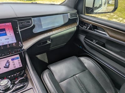 2022 Jeep Grand Wagoneer Series II