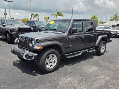 2022 Jeep Gladiator Sport S