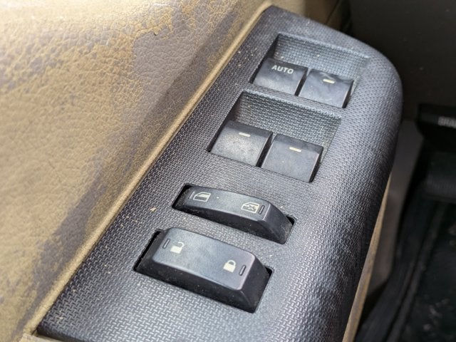 2009 Ford Super Duty F-350 DRW XL