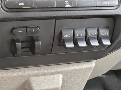 2009 Ford Super Duty F-350 DRW XL