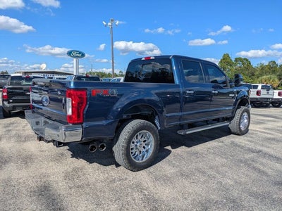 2017 Ford Super Duty F-250 SRW Lariat