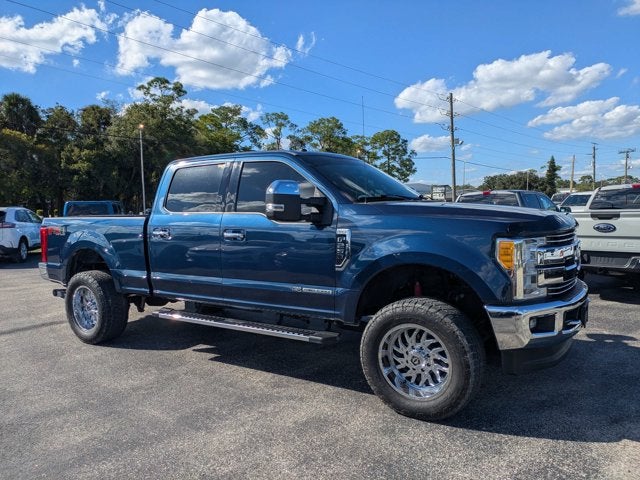 2017 Ford Super Duty F-250 SRW Lariat