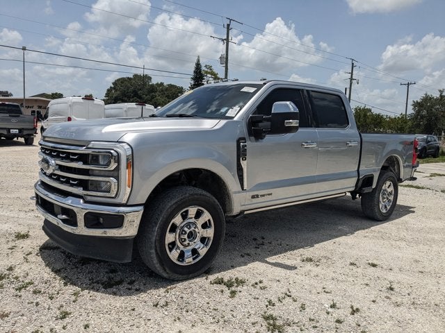 2023 Ford Super Duty F-250 SRW Lariat