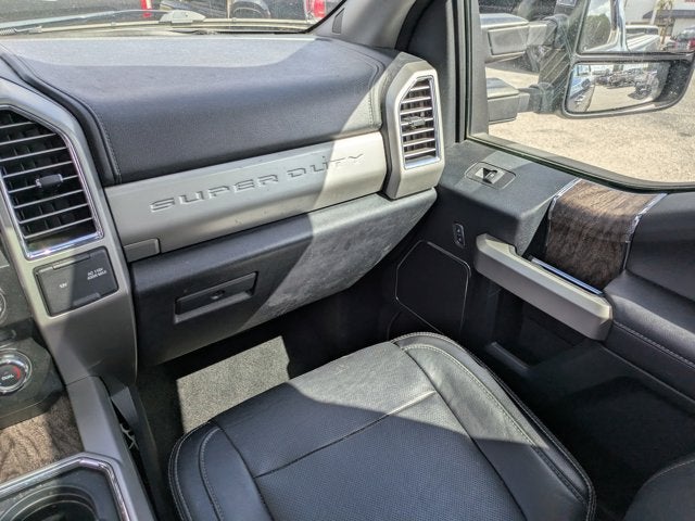 2017 Ford Super Duty F-350 SRW Lariat