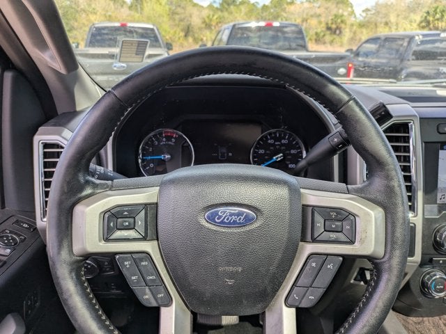 2017 Ford Super Duty F-350 SRW Lariat