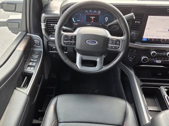 2026 Ford Super Duty F-350 DRW TDSL CREW CAB 6.7L LARIAT