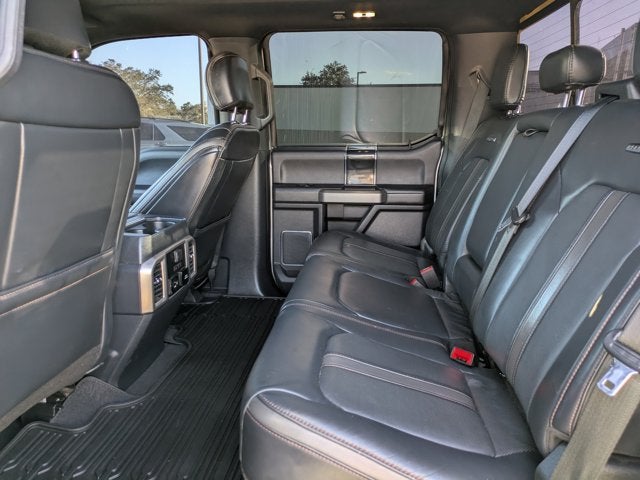 2022 Ford Super Duty F-350 DRW Platinum