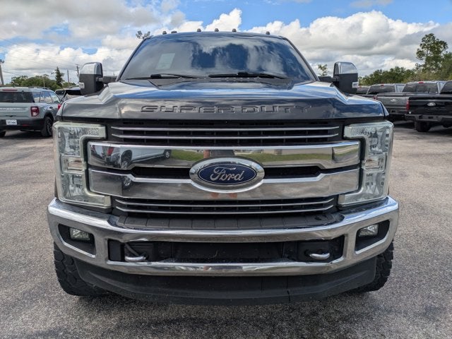 2017 Ford Super Duty F-350 DRW Lariat