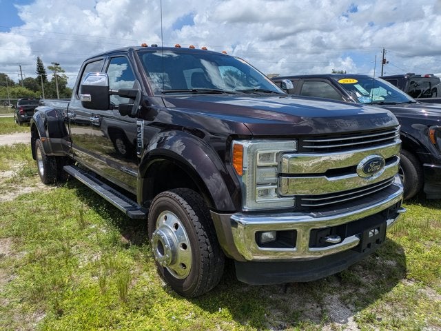 2018 Ford Super Duty F-450 DRW LARIAT