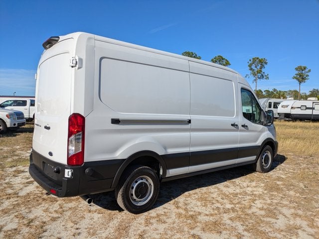2024 Ford Transit Cargo Van T-250 148" Med Rf 9070 GVWR RWD
