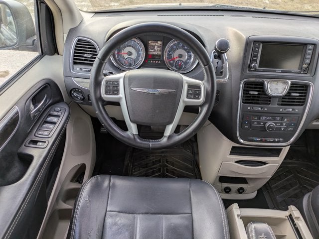 2014 Chrysler Town & Country Touring