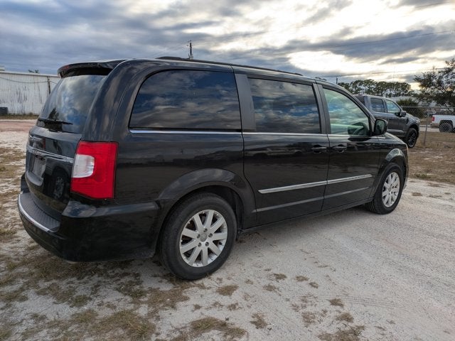 2014 Chrysler Town & Country Touring