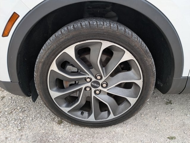 2021 Lincoln Nautilus Reserve