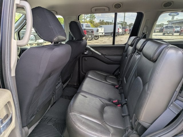 2011 Nissan Pathfinder Silver