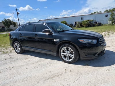 2017 Ford Taurus SE