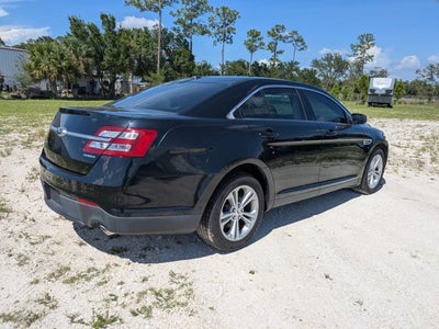 2017 Ford Taurus SE