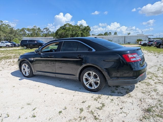 2017 Ford Taurus SE