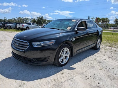 2017 Ford Taurus SE