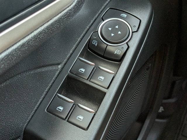 2022 Ford Escape SE Hybrid