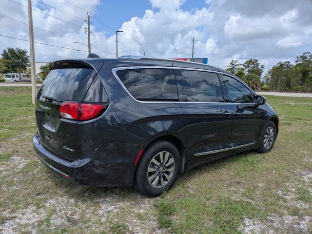 2020 Chrysler Pacifica Hybrid Limited