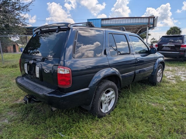 2003 INFINITI QX4 Luxury