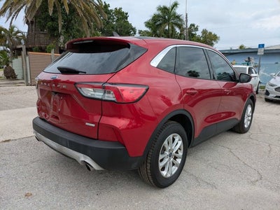 2020 Ford Escape SE