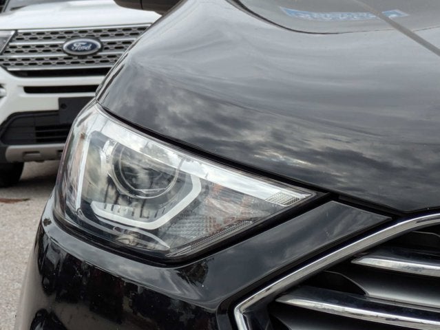 2022 Ford Edge SE