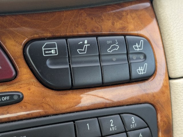 2004 Mercedes-Benz CLK-Class Cabriolet 5.0L
