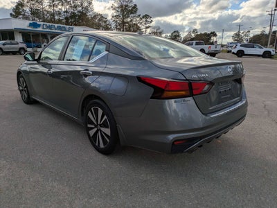 2021 Nissan Altima SV FWD