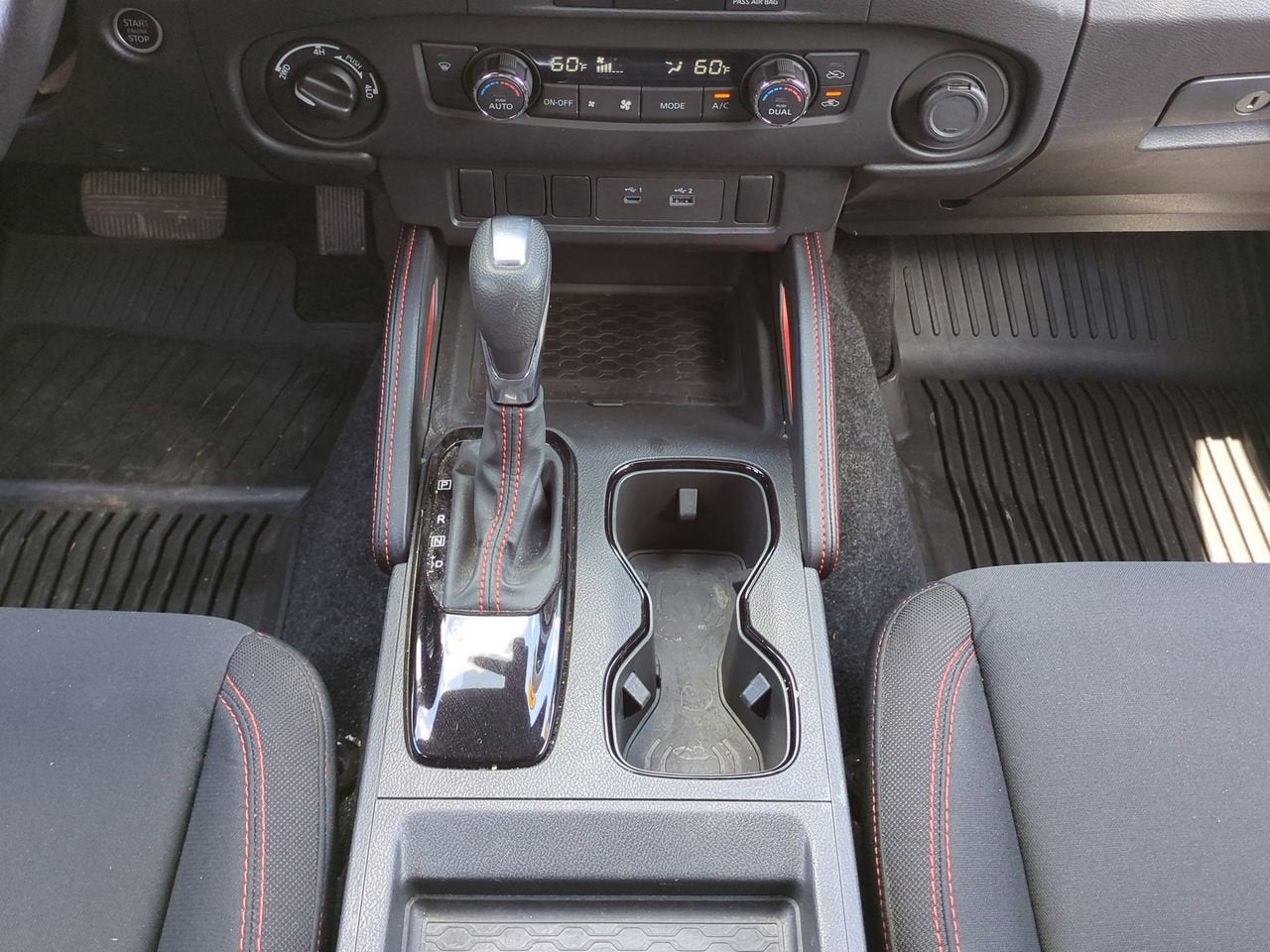 2024 Nissan Frontier Crew Cab PRO-4X 4x4