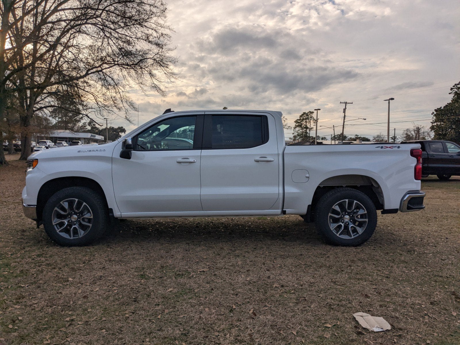 2025 Chevrolet Silverado 1500 LT (2FL)