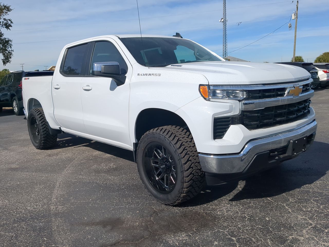 2025 Chevrolet Silverado 1500 LT (2FL)