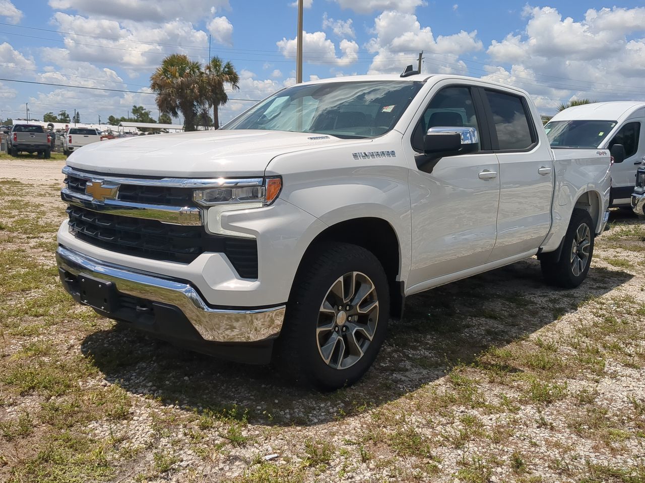 2025 Chevrolet Silverado 1500 LT (2FL)