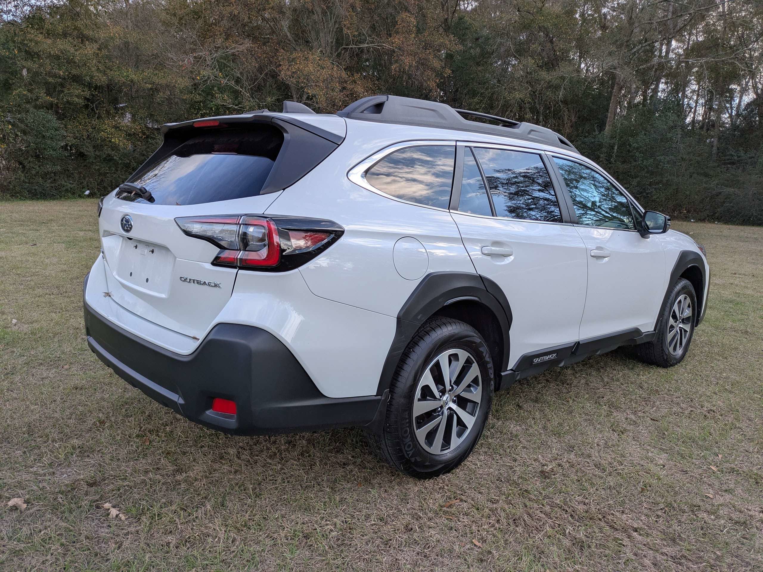 2023 Subaru Outback Premium