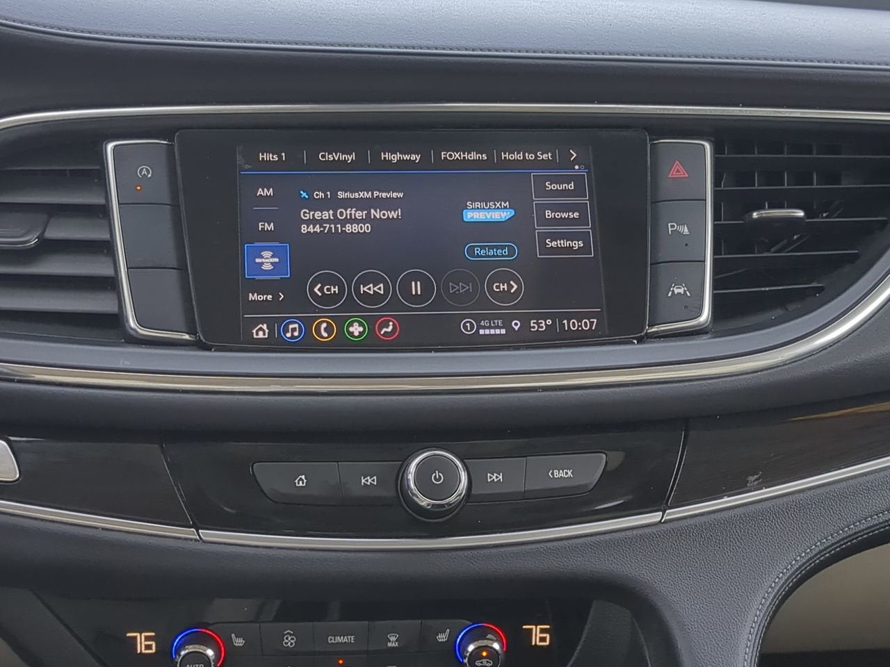 2022 Buick Enclave Essence